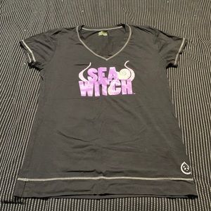Raw Threads Short Sleeve Ursula Performance Tee sz. L